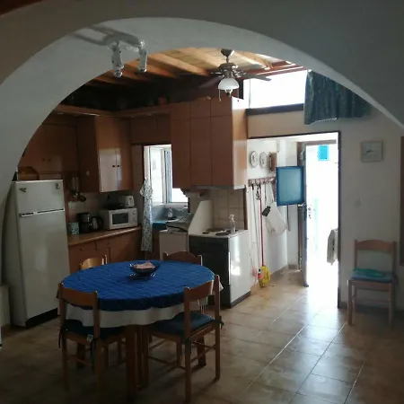 Lefkes Cute Little House * Lefkes (Paros)
